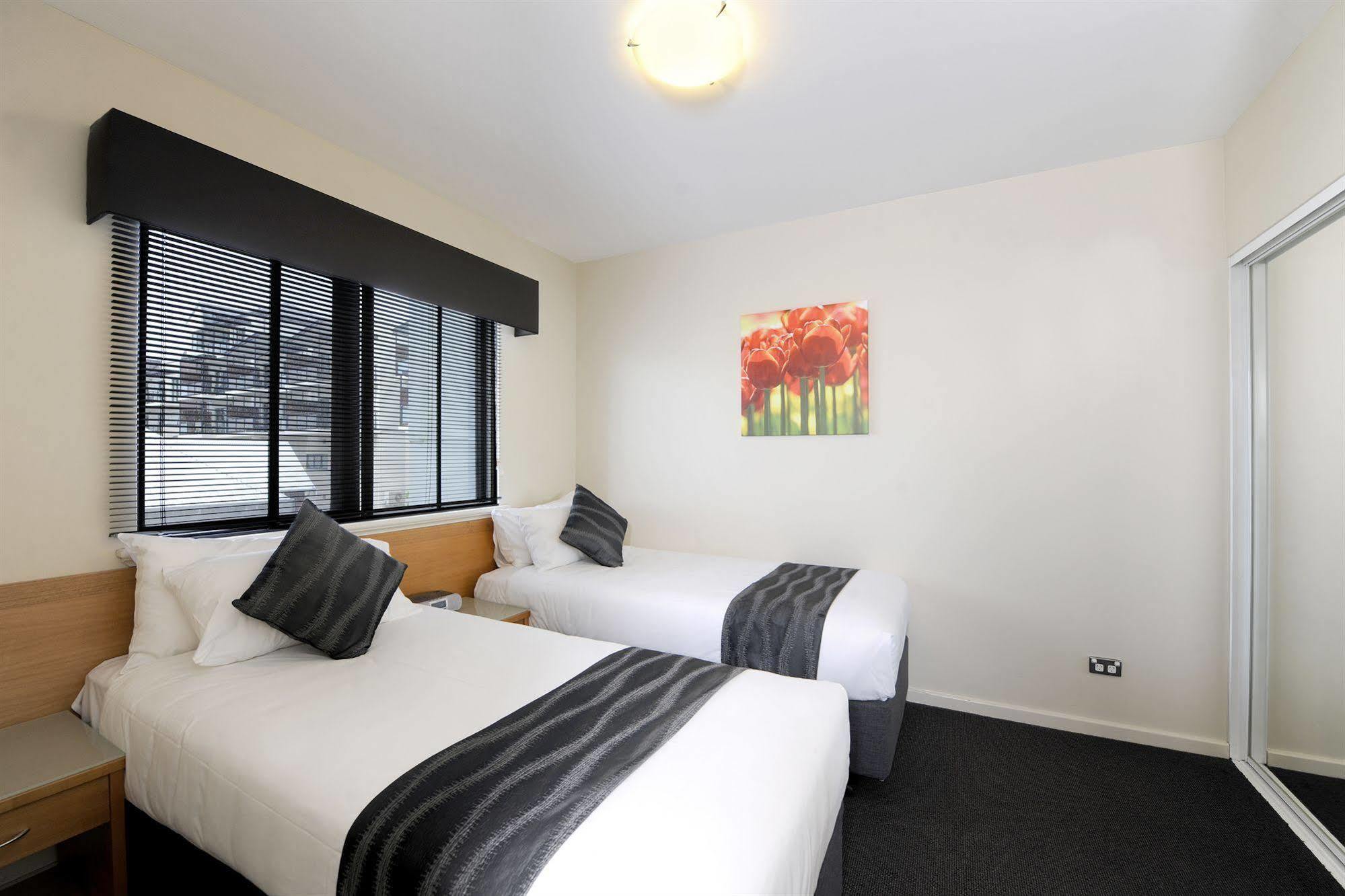 Assured Ascot Quays Apartment Hotel Perth Exterior foto